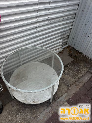 שולחן
