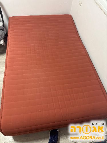 מיטה וחצי עם מגירה
