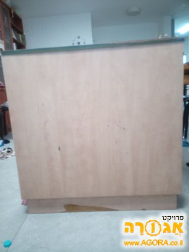 שידת מצעים במצב מצוין, נפתחת מלמעלה
