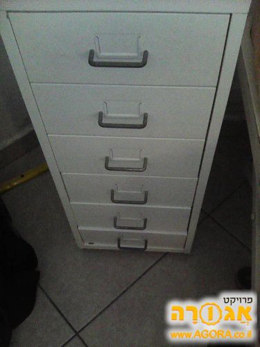 ארונית מגירות