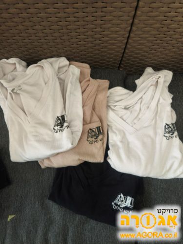 חולצות בית הספר איש שלום