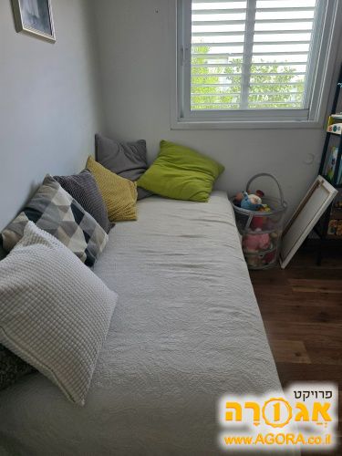 מיטת יחיד