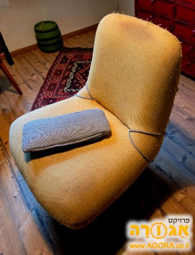 כורסת טולמנס