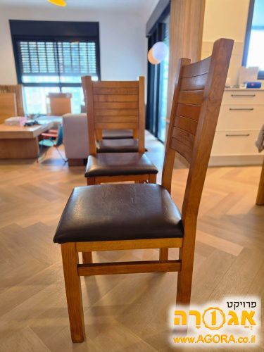 כיסאות פינת אוכל