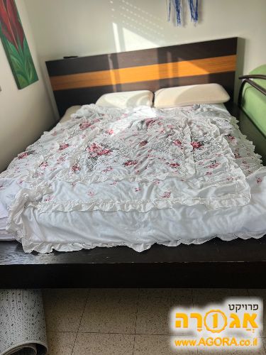 מיטה זוגית