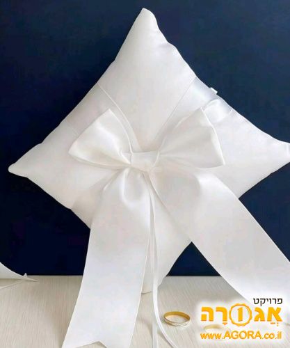 כרית לטבעות