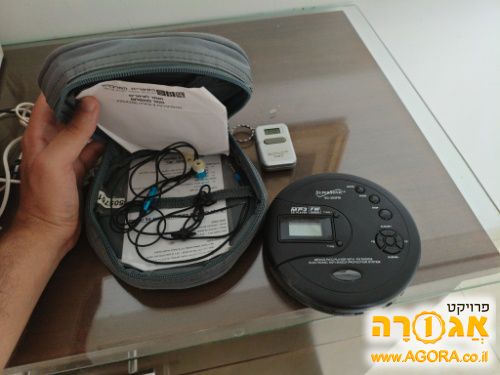 דיסקמן תיק בשבילו ואוזניות חוטיות
