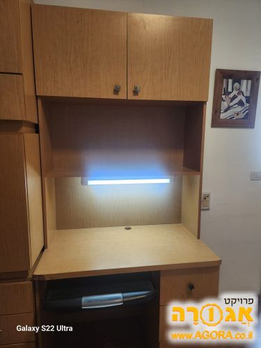 ספרייה שולחן מחשב וכתיבה