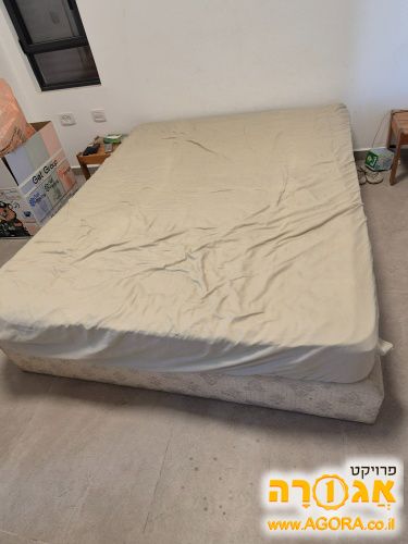 מיטה זוגית