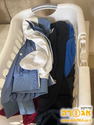ג'קטים לבנים