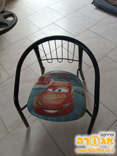 כסא לפעוטות