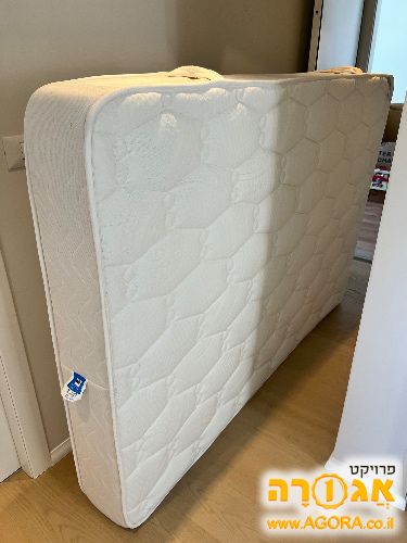 מזרן 140x200 מצב מצוין למסירה מידית מפ"ת