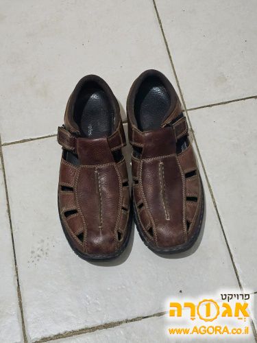 סנדלי גברים