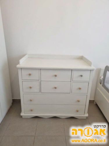 שידת החתלה