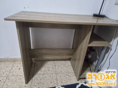 שולחן מחשב