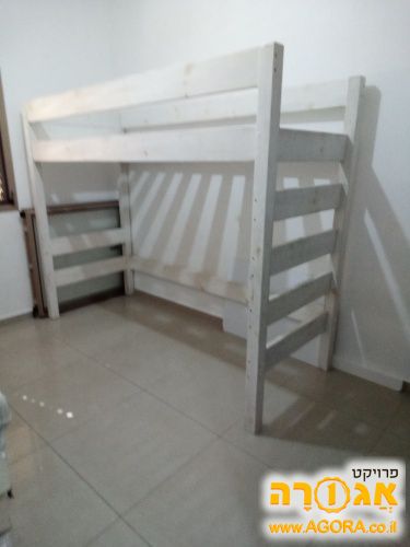 מיטת גלריה