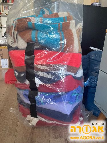 שמיכות פליז וצמר בגדלים שונים
