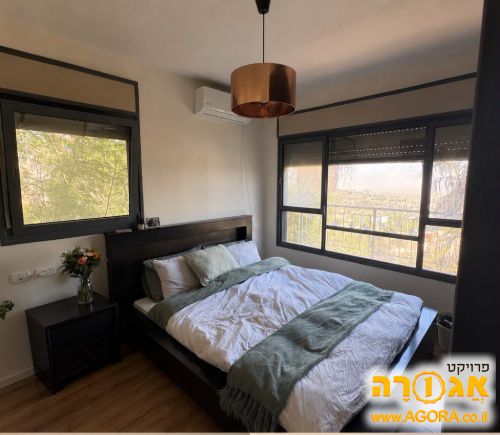 מיטה יהודית עם 2 תאי אחסון - עץ מלא