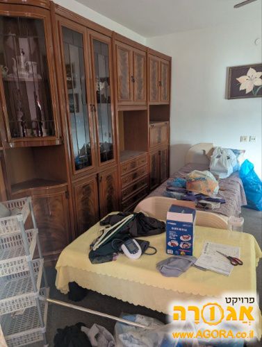 מזנון קיר לסלון
