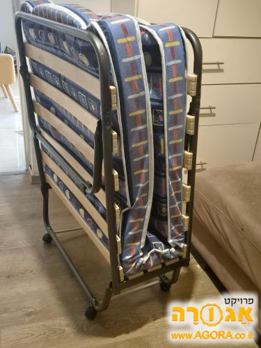 מיטת אירוח