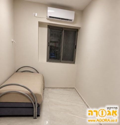מיטת היירייזר משומשת