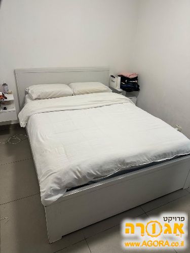 מיטה ללא מזרן