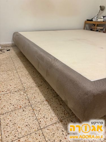 בסיס מיטה