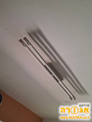 מתקן לזוג מנורות פלורוסנטיות דקות